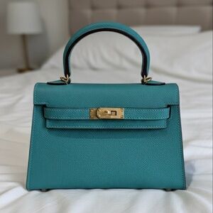 19CM Classic Epsom Leather Top Handle Mini Bag - Tiffany Blue